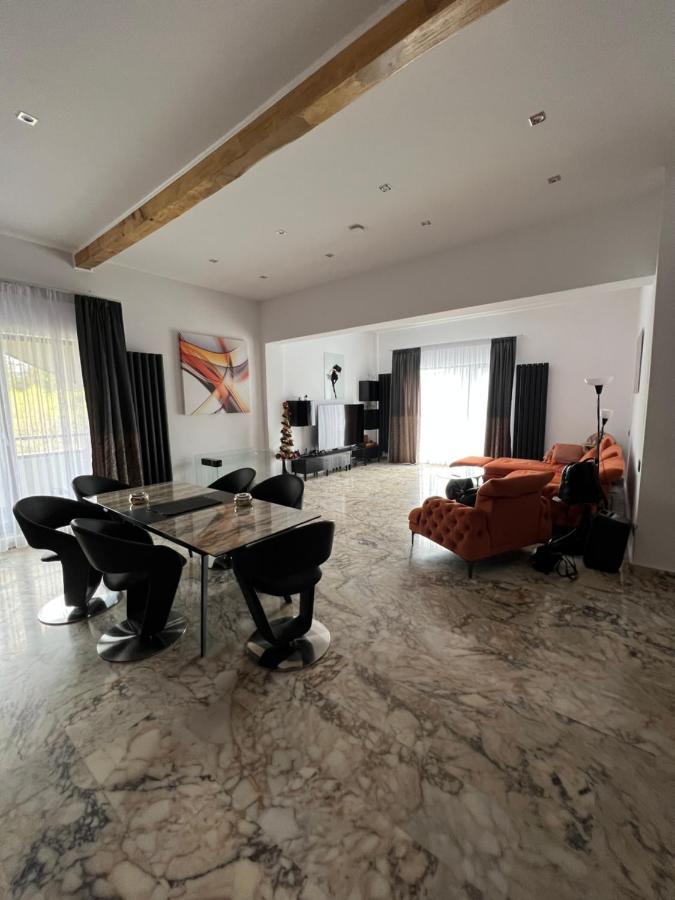 R&B Apartments Predeal Extérieur photo