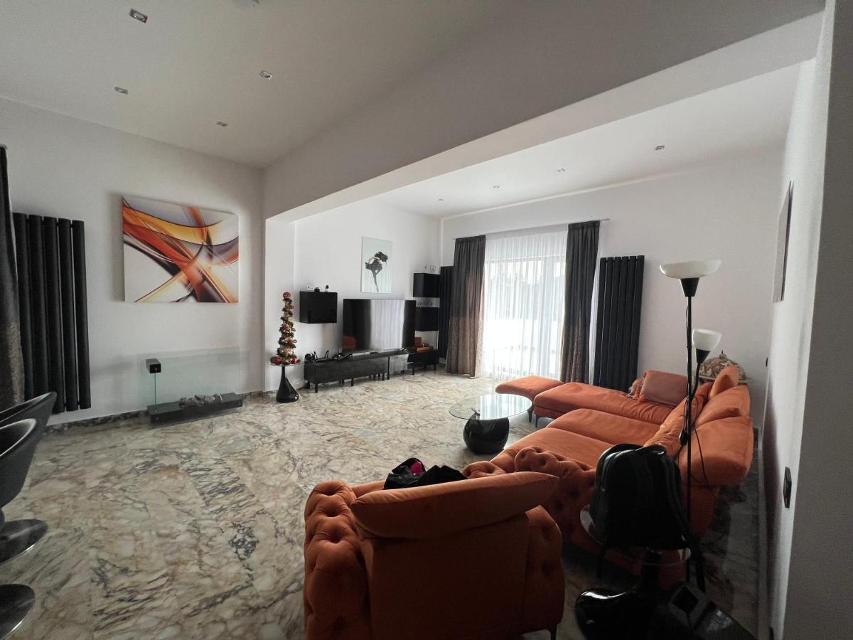 R&B Apartments Predeal Extérieur photo